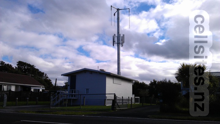 Spark/2degrees/Vodafone Waitakere Village